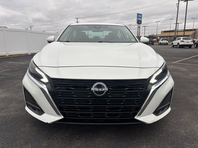 2023 Nissan Altima 2.5 S photo 2