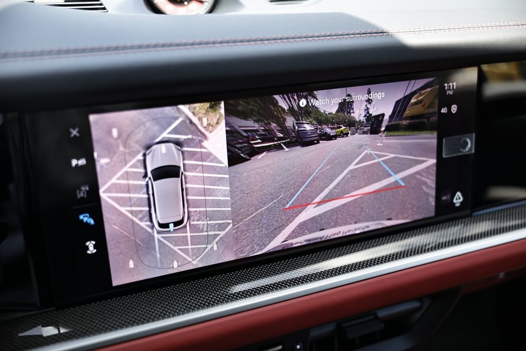 2025 Porsche Cayenne Turbo E-Hybrid photo 39
