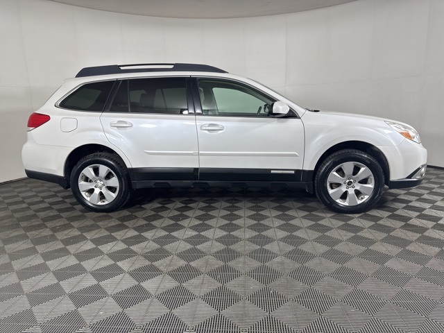 Used 2012 Subaru Outback Premium with VIN 4S4BRBGC5C3262525 for sale in Kalispell, MT