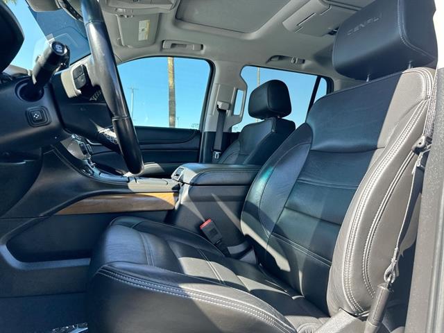 2019 Gmc Yukon Denali photo 15