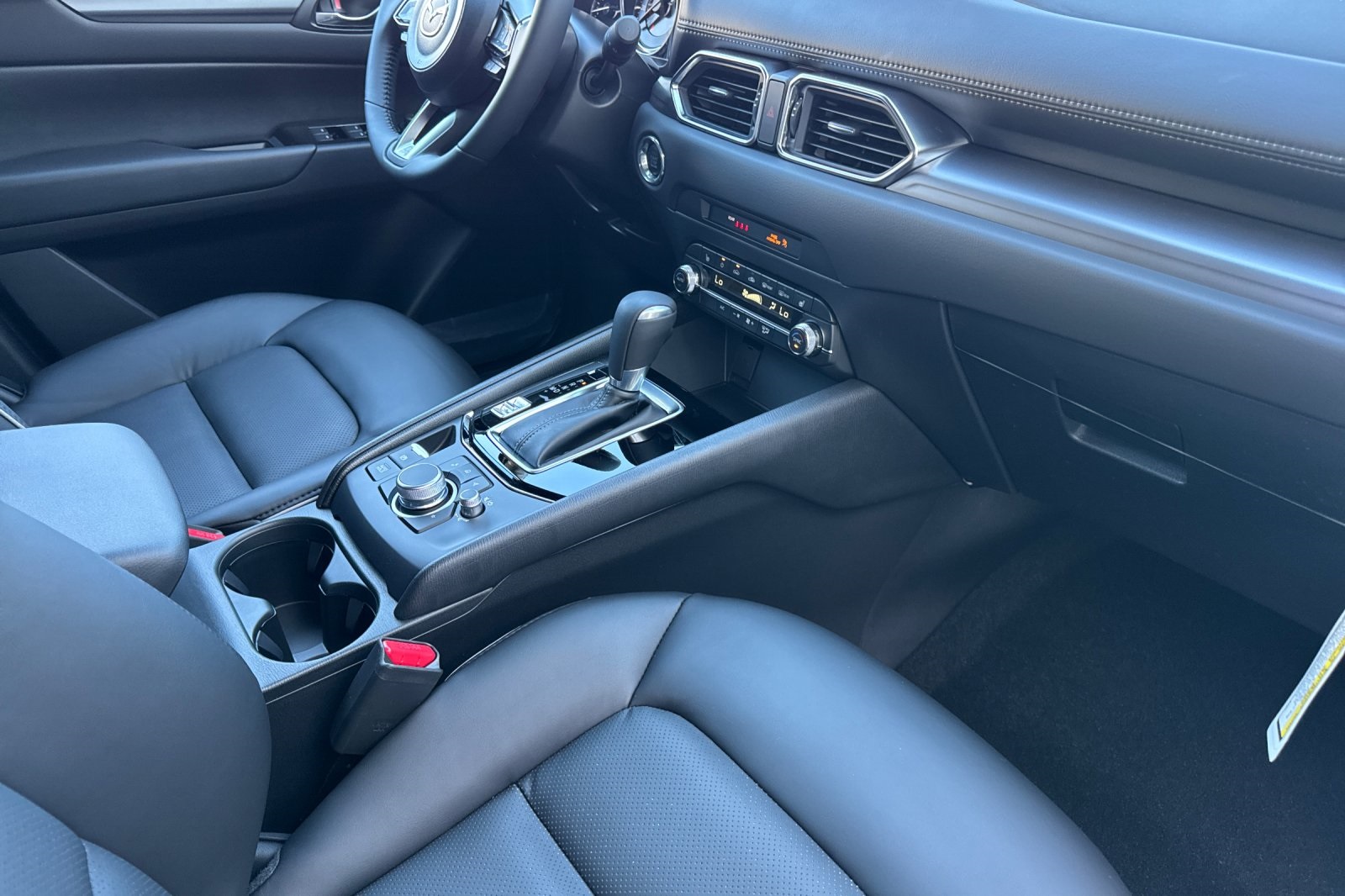 2025 Mazda CX-5 2.5 Select photo 16