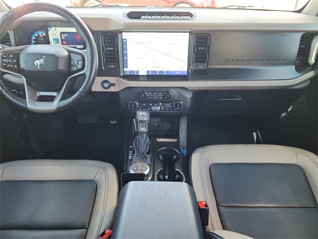 2022 Ford Bronco Wildtrak photo 18