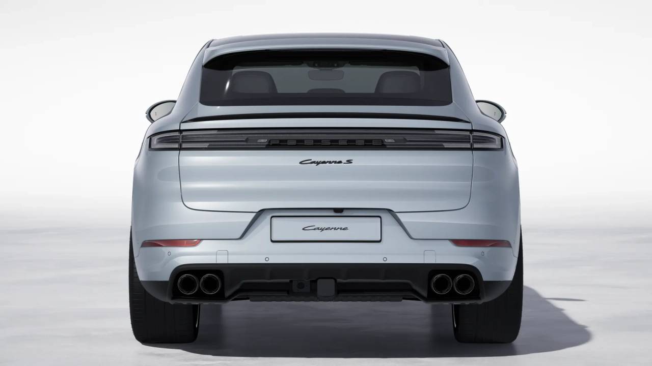2026 Porsche Cayenne S E-Hybrid Coupe photo 8
