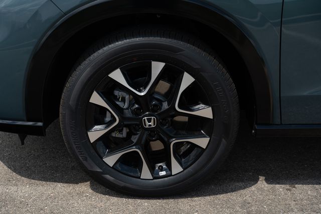 2026 Honda HR-V EX-L photo 4