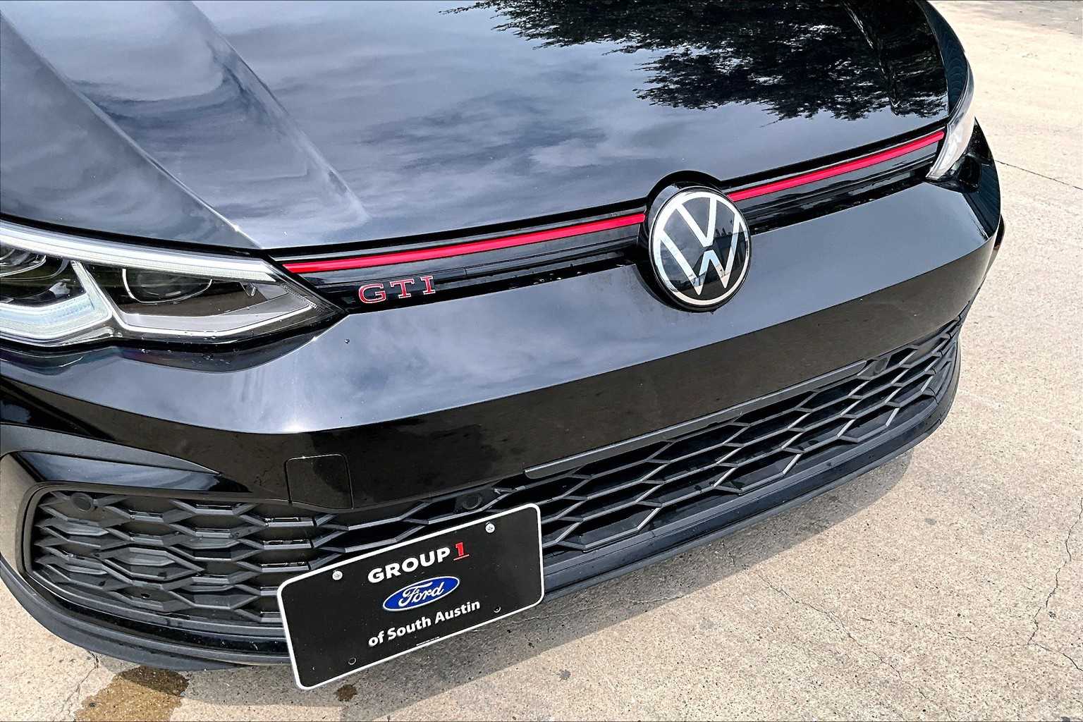 2024 Volkswagen Golf GTI 380 S photo 29