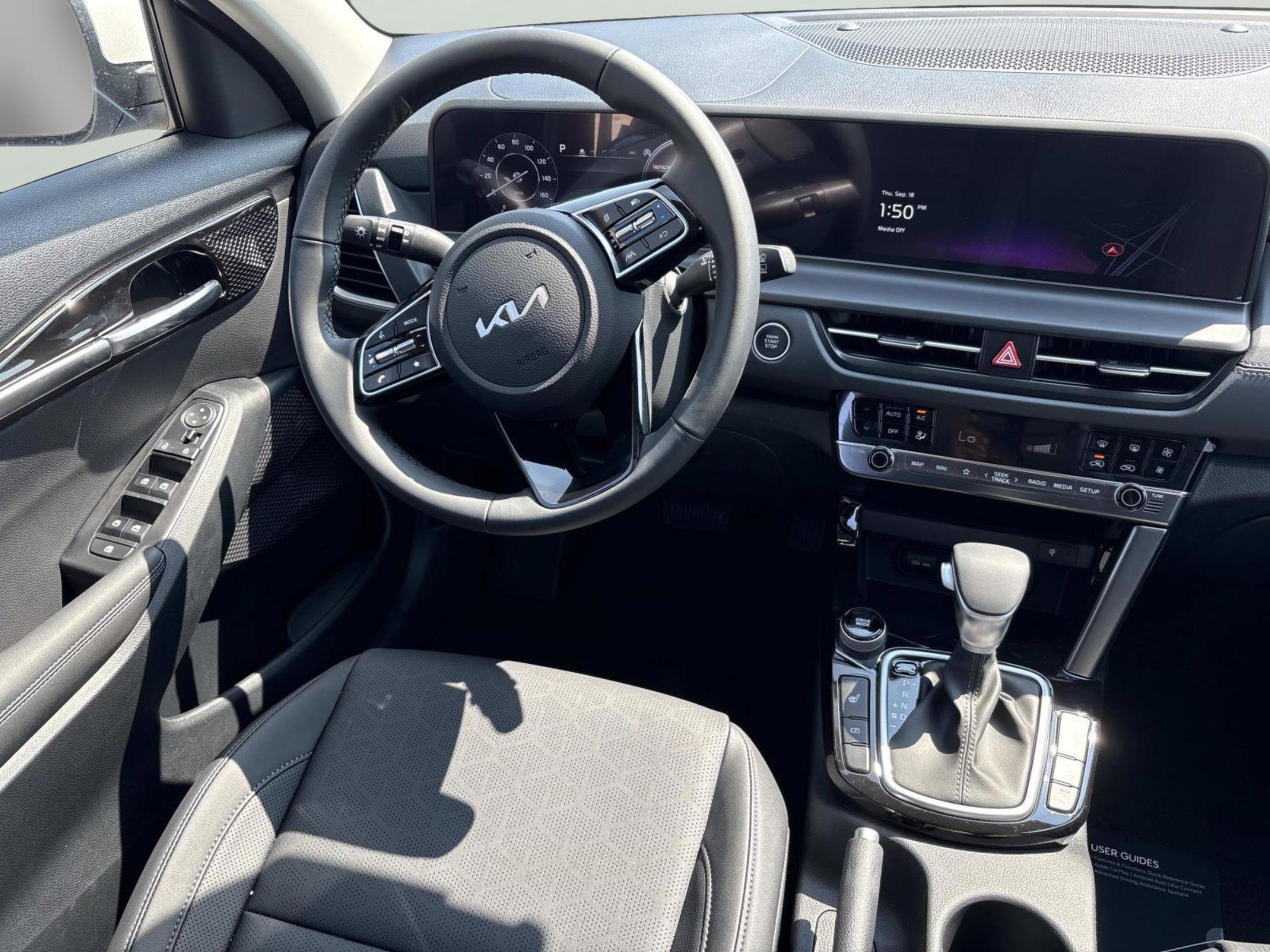 2026 Kia Seltos EX photo 12