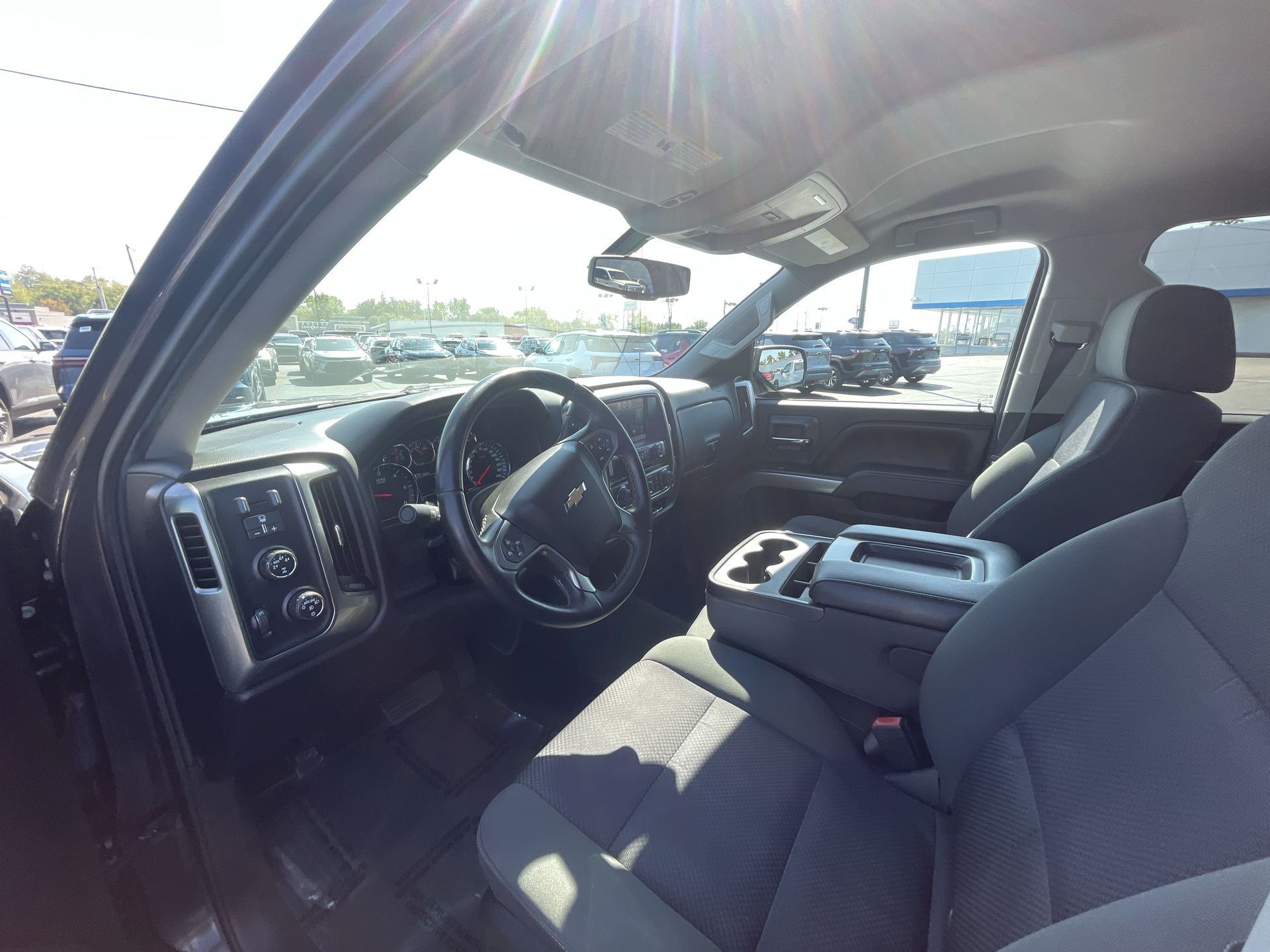 2015 Chevrolet Silverado 1500 LT photo 33