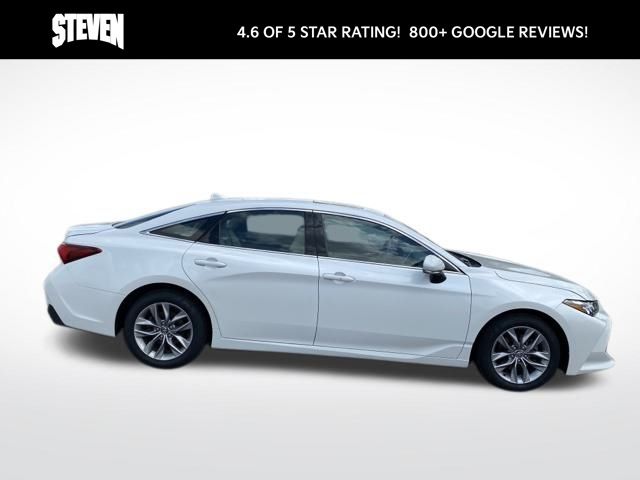 2020 Toyota Avalon XLE photo 5
