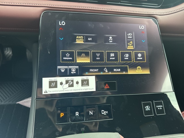 2026 Infiniti QX80 photo 13