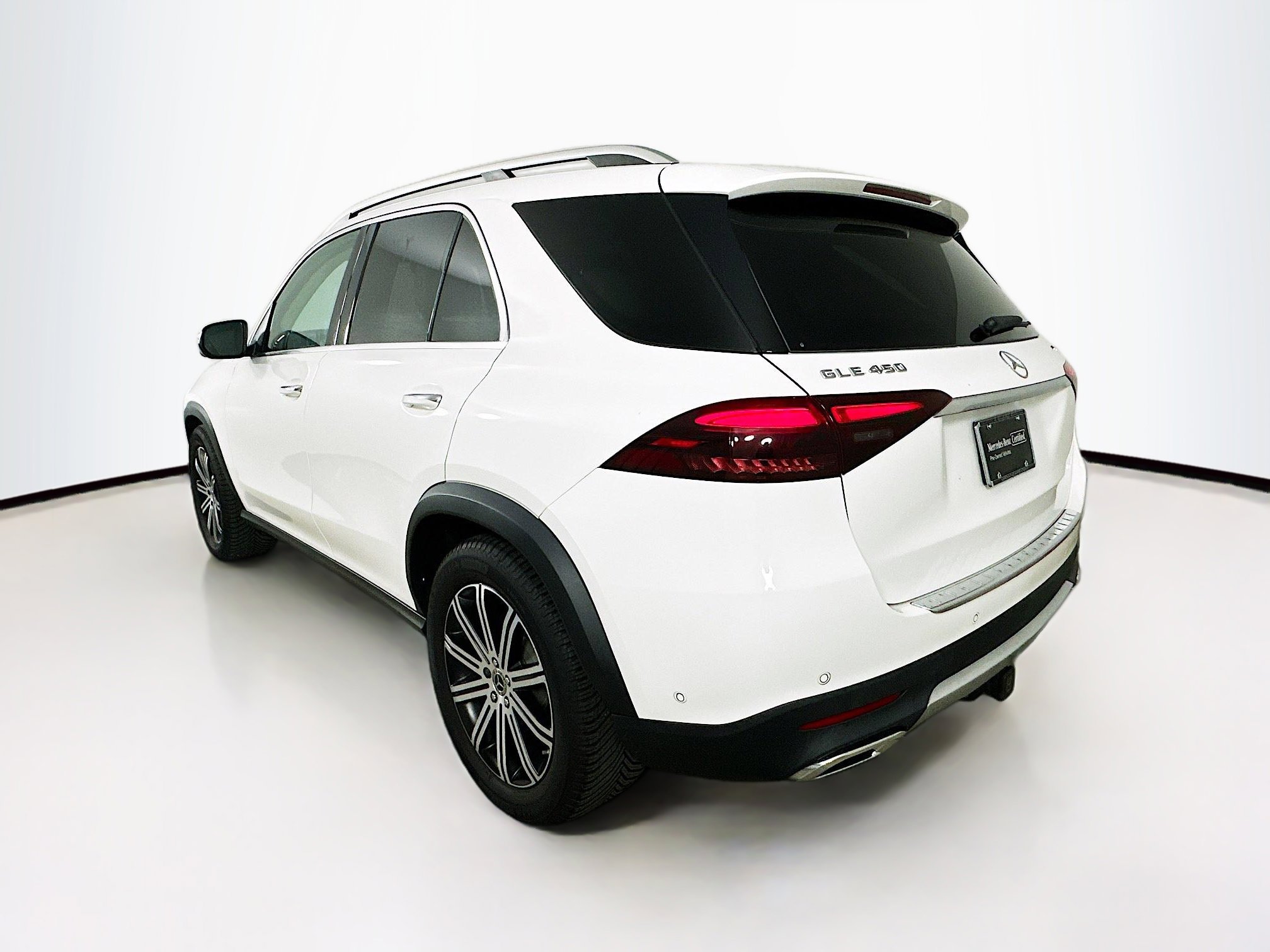 2024 Mercedes Benz GLE 450 4MATIC photo 4