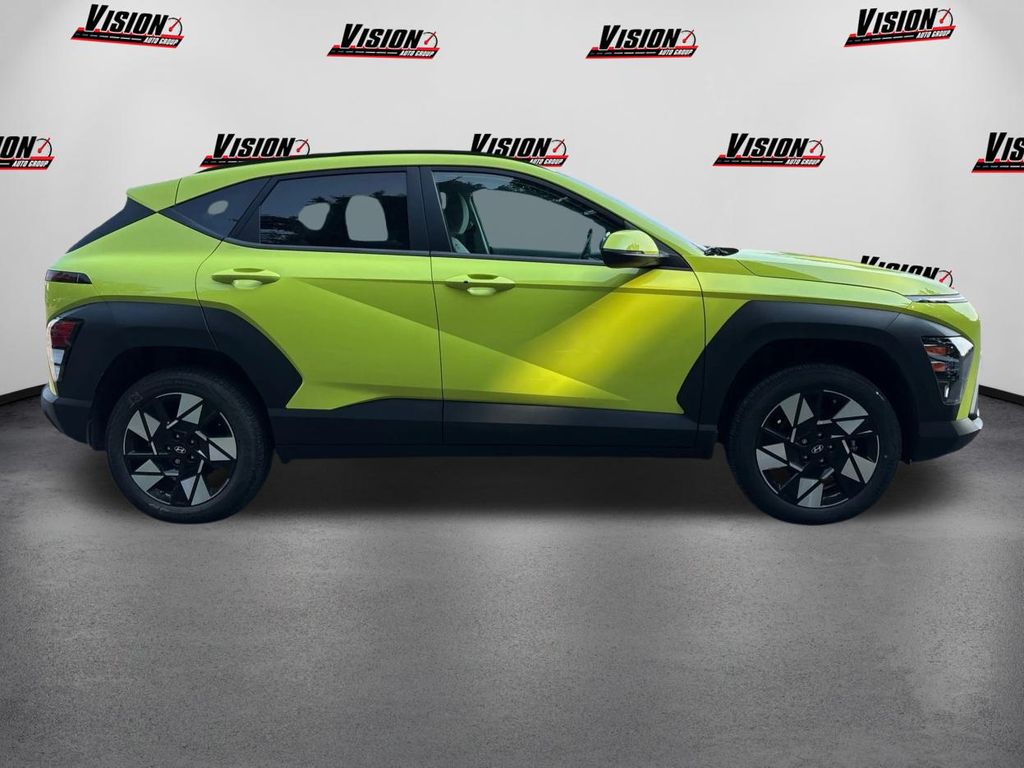 2024 Hyundai Kona SEL photo 4