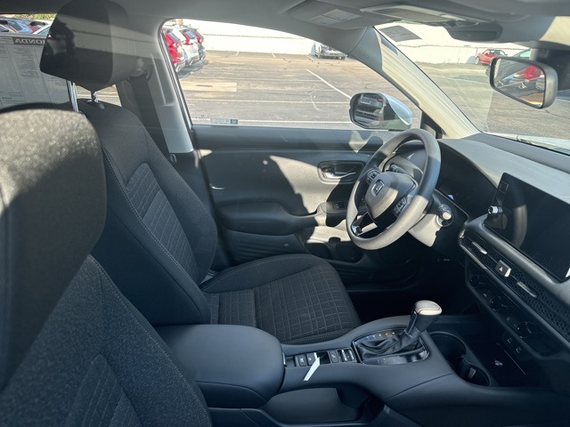 2026 Honda HR-V LX photo 9
