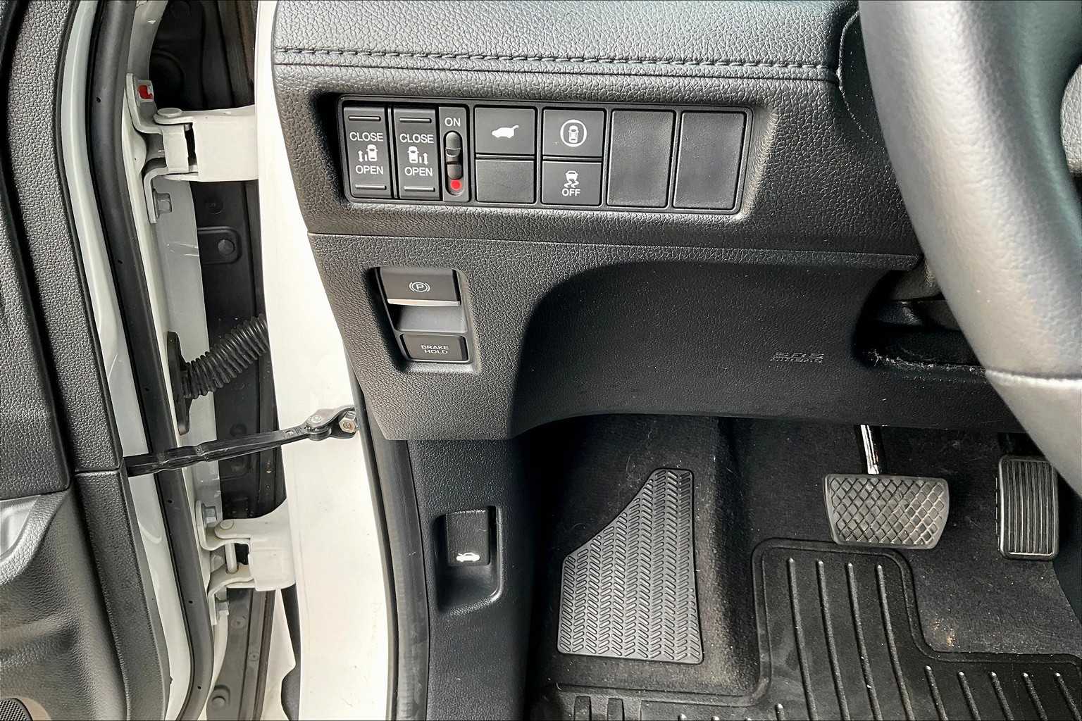 2024 Honda Odyssey Sport photo 30