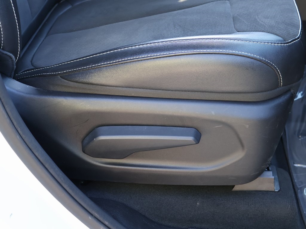 2024 Jeep Grand Cherokee Altitude photo 10