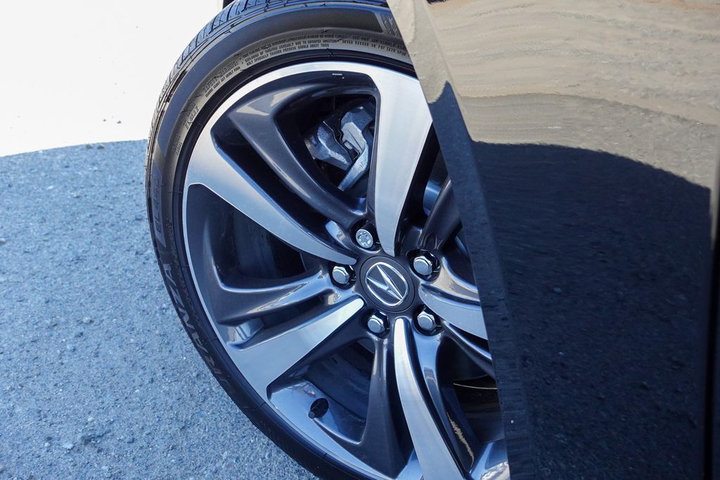 2025 Acura TLX Technology photo 9