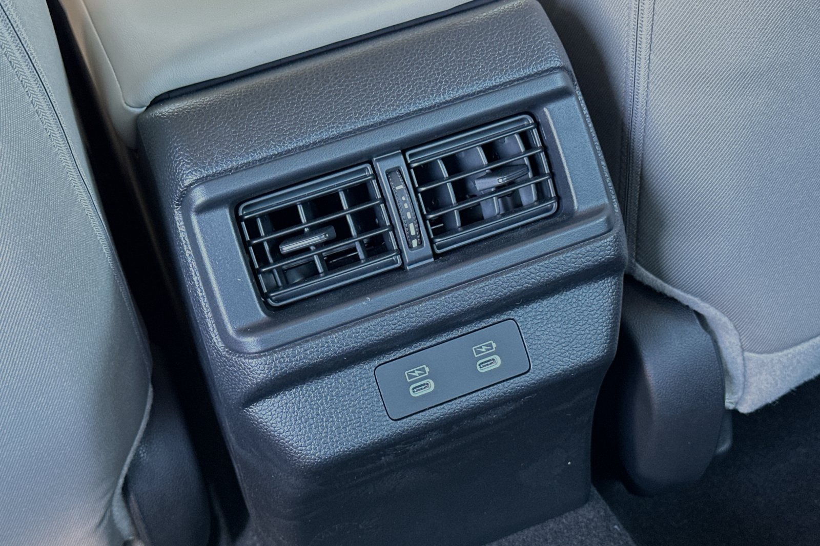 2025 Honda Accord LX photo 11