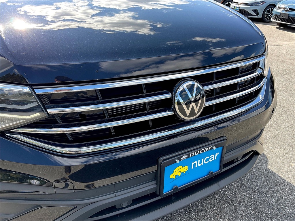 2022 Volkswagen Tiguan SE photo 28