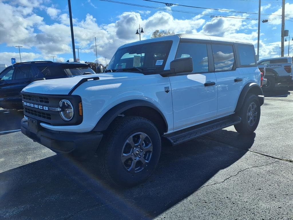 2025 Ford Bronco 4-Door Big Bend's photo