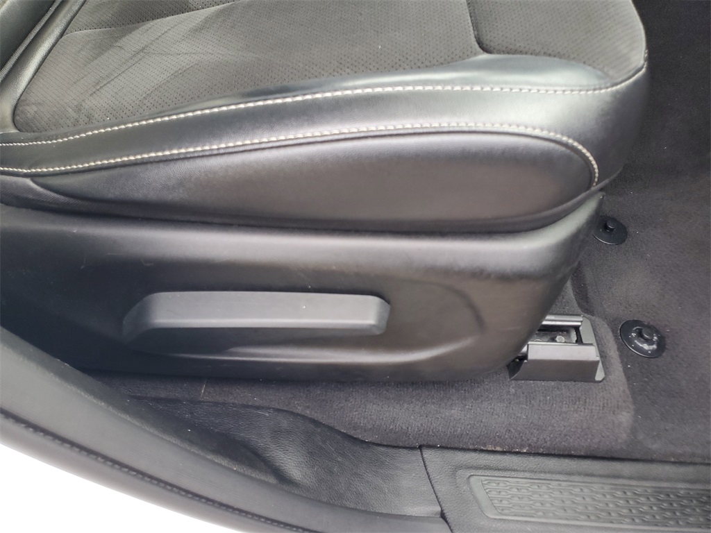 2022 Jeep Grand Cherokee Altitude photo 34