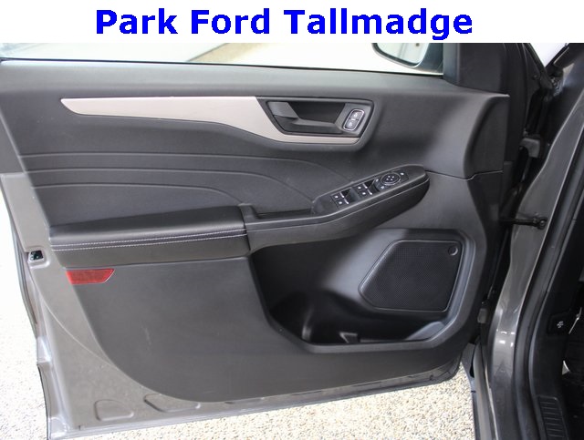 2022 Ford Escape SE photo 11