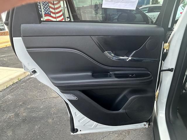 2023 Lincoln Corsair Standard photo 30