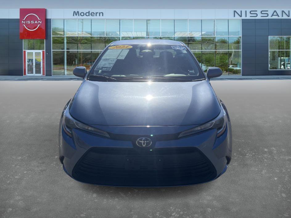 2023 Toyota Corolla LE photo 2