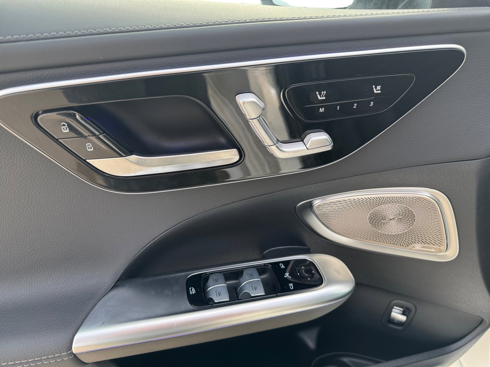 2025 Mercedes Benz C 300 4MATIC Sedan photo 18