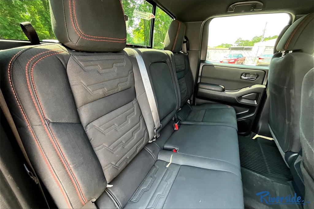 2023 Nissan Frontier PRO-4X photo 22