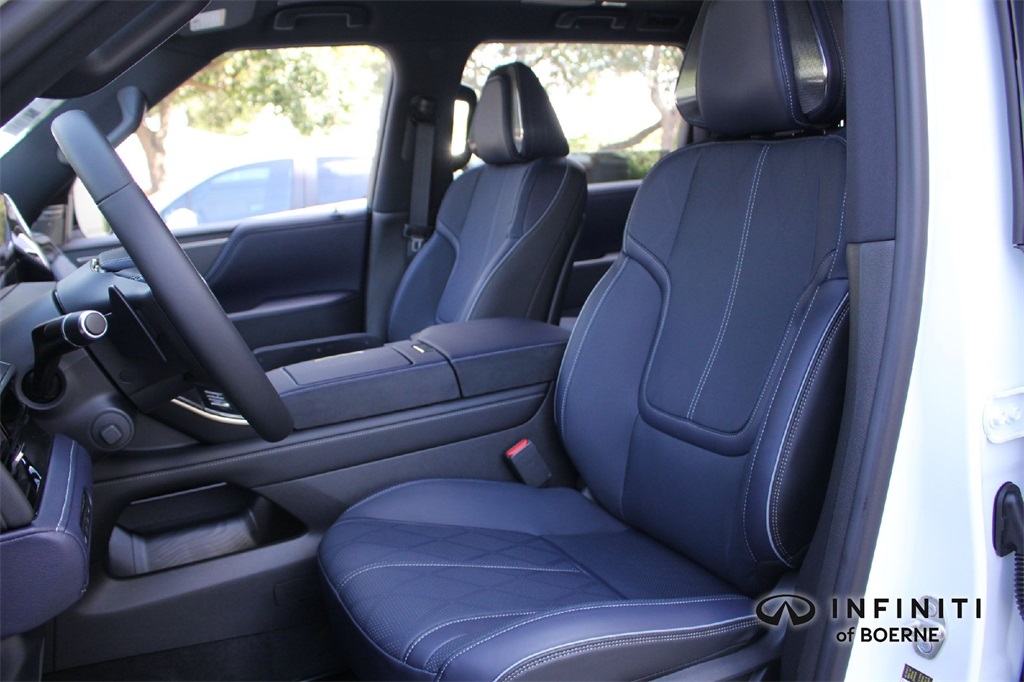 2026 Infiniti QX80 Sensory photo 8