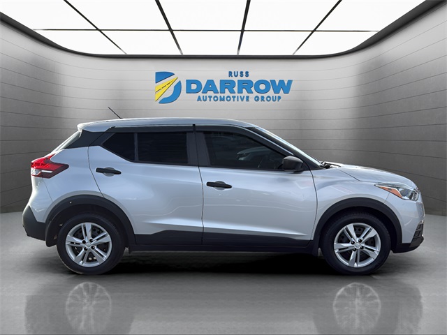 2020 Nissan Kicks S photo 4