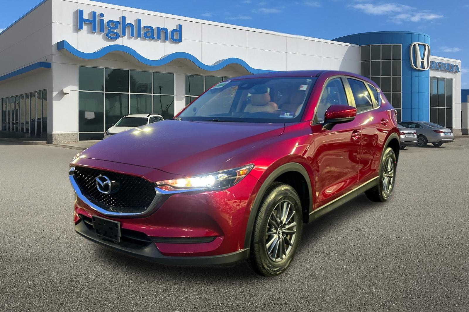 2017 Mazda CX-5 Touring's photo
