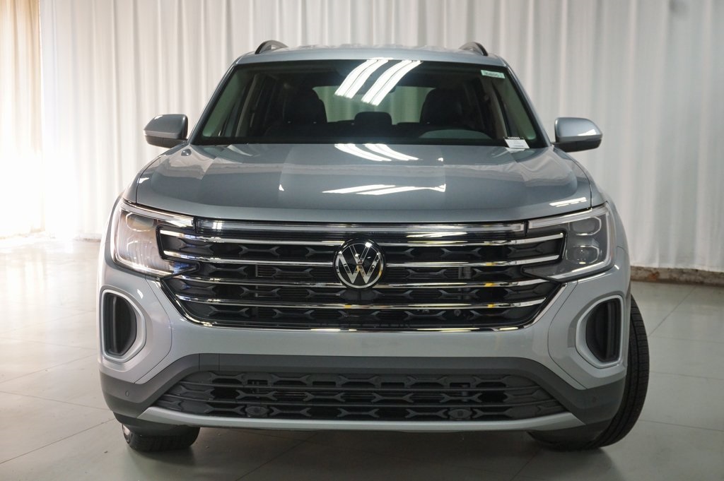 2026 Volkswagen Atlas SE Technology photo 4