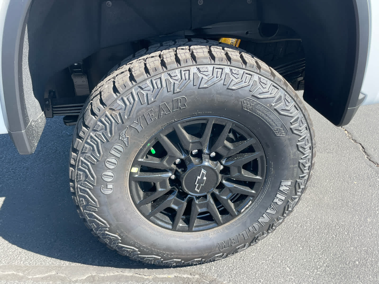 2025 Chevrolet Silverado 2500HD ZR2 photo 13