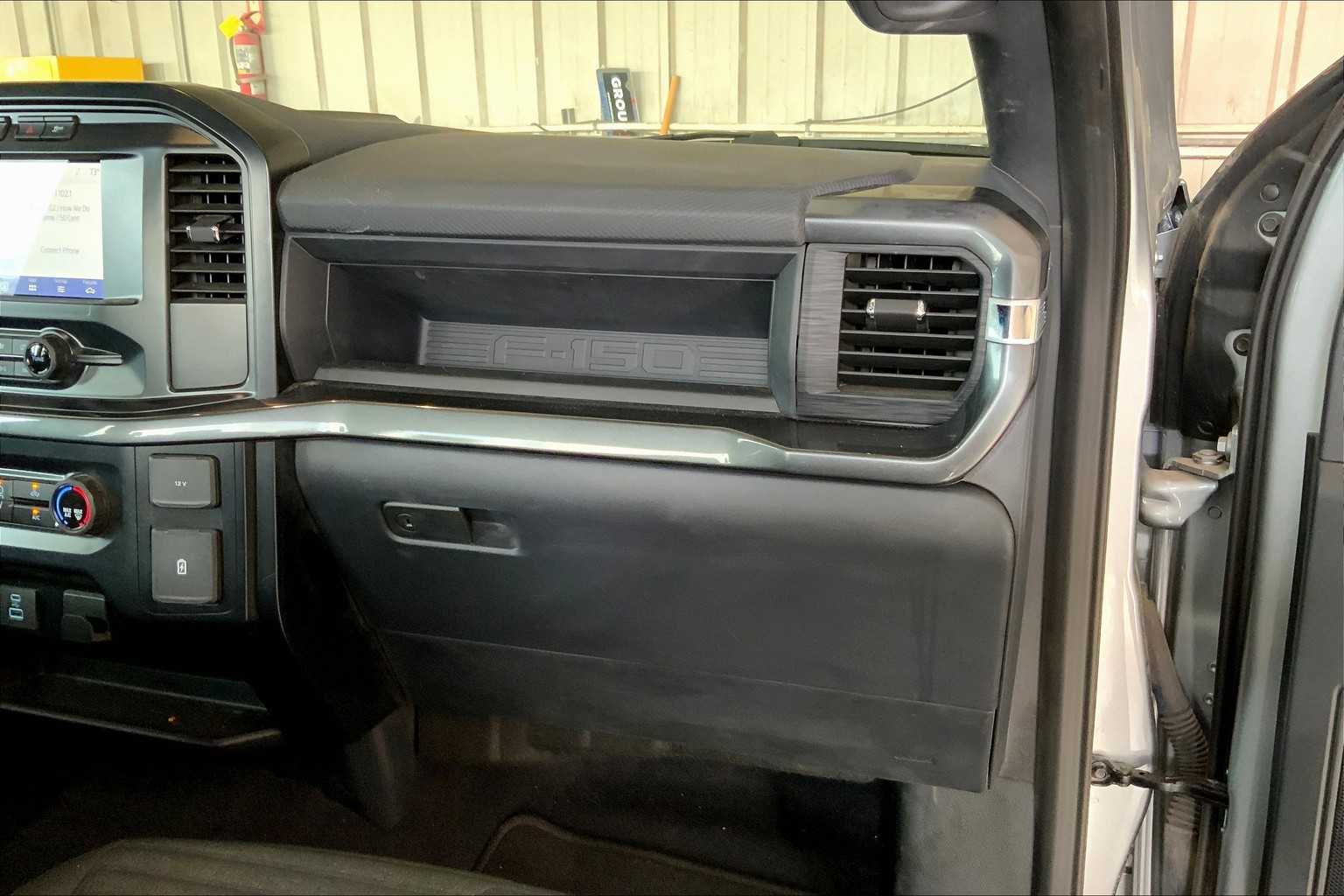 2023 Ford F-150 XL photo 17