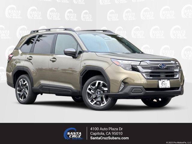 2025 Subaru Forester Premium's photo