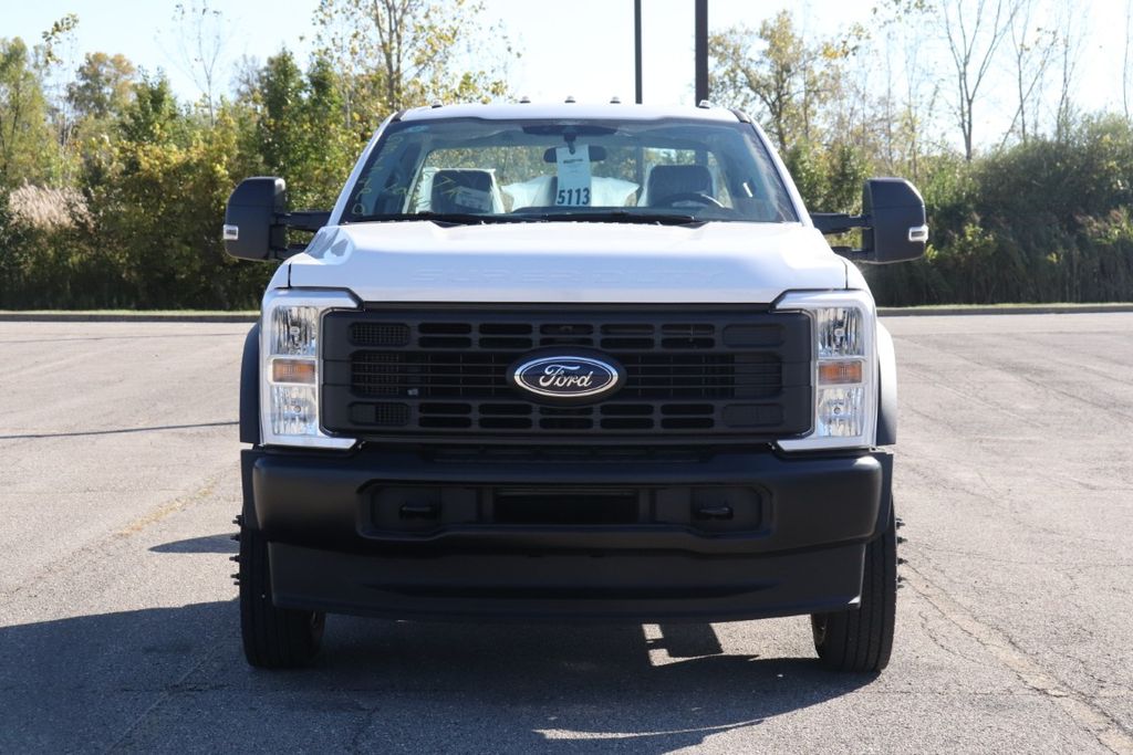 2026 Ford F-550 photo 2
