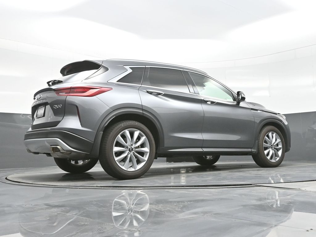 2022 Infiniti QX50 Luxe photo 30