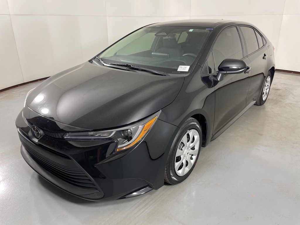 2024 Toyota Corolla LE photo 4