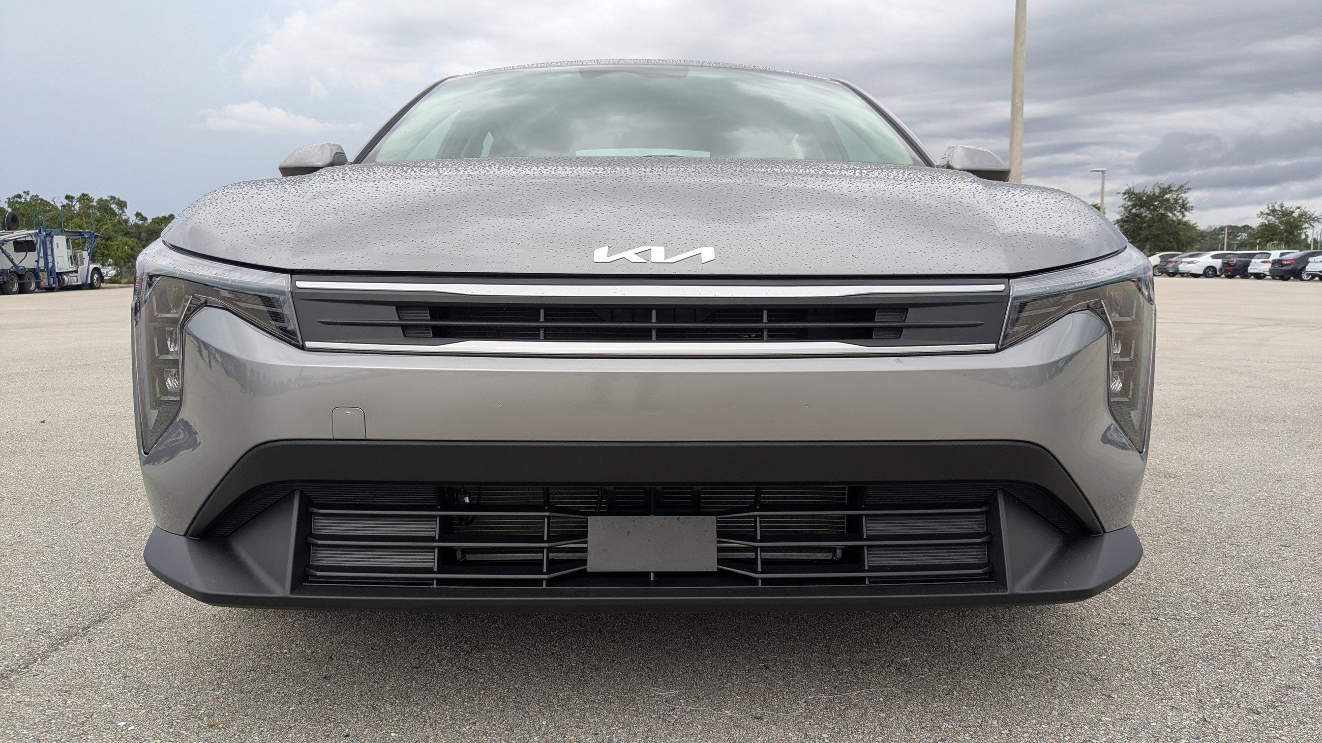 2025 Kia K4 LXS photo 3