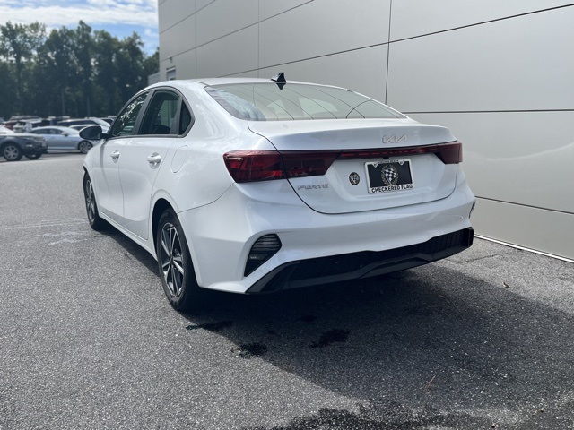 2022 Kia Forte LXS photo 13