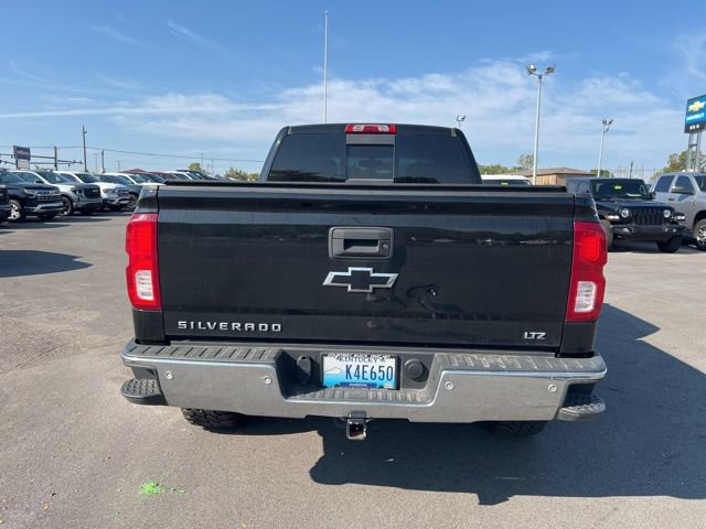 2018 Chevrolet Silverado 1500 LTZ photo 4
