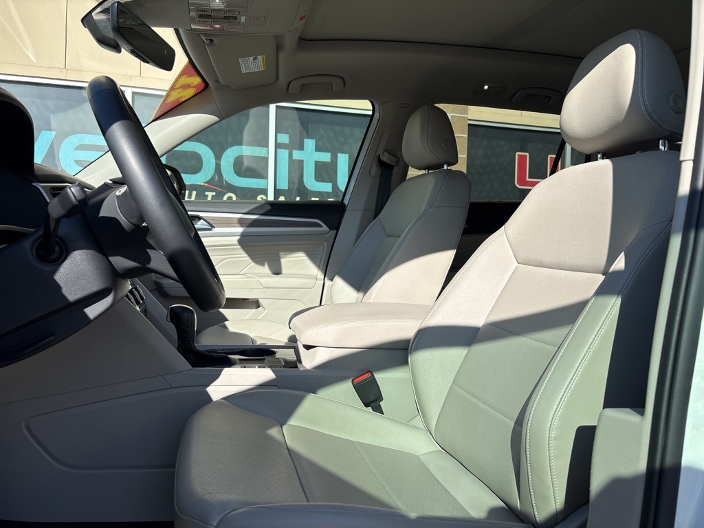 2021 Volkswagen Atlas SEL photo 10