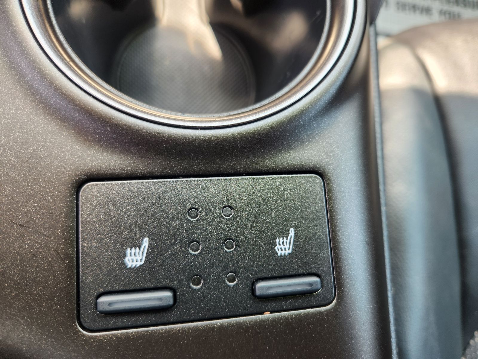 2022 Toyota Camry Hybrid XSE photo 20