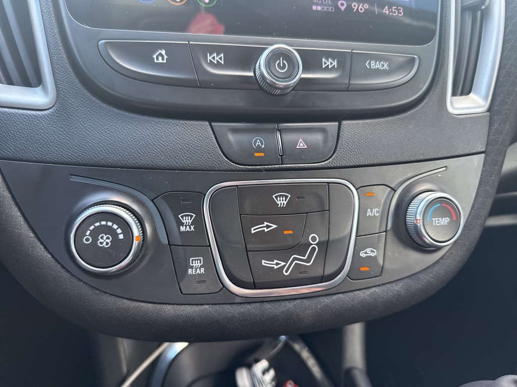 2022 Chevrolet Malibu LS photo 7
