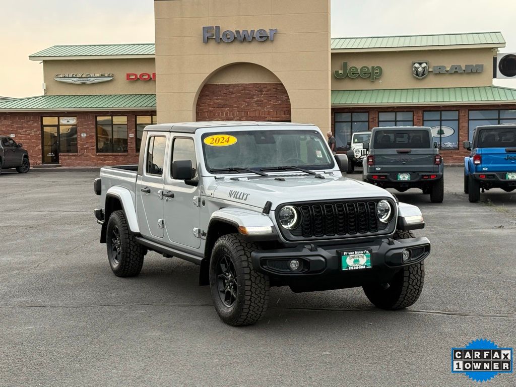 2024 Jeep Gladiator Willys's photo