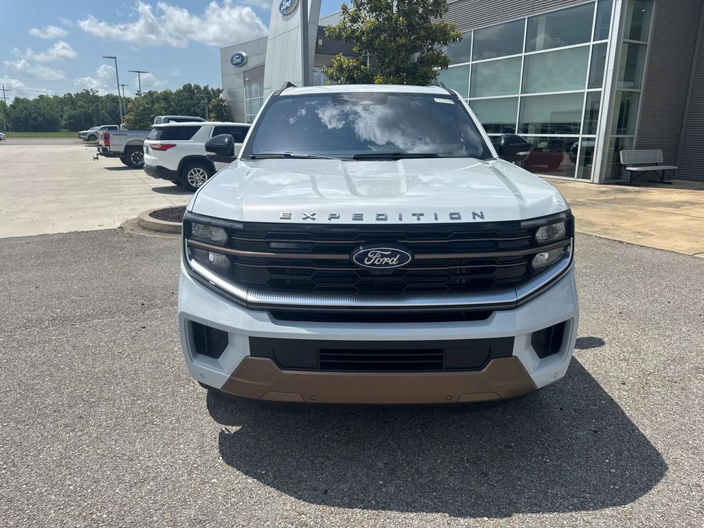 2025 Ford Expedition MAX King Ranch photo 2