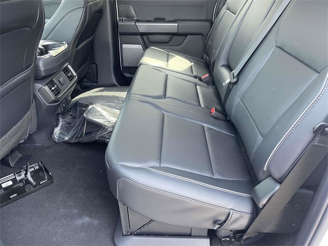 2025 Ford F-150 Lariat photo 4