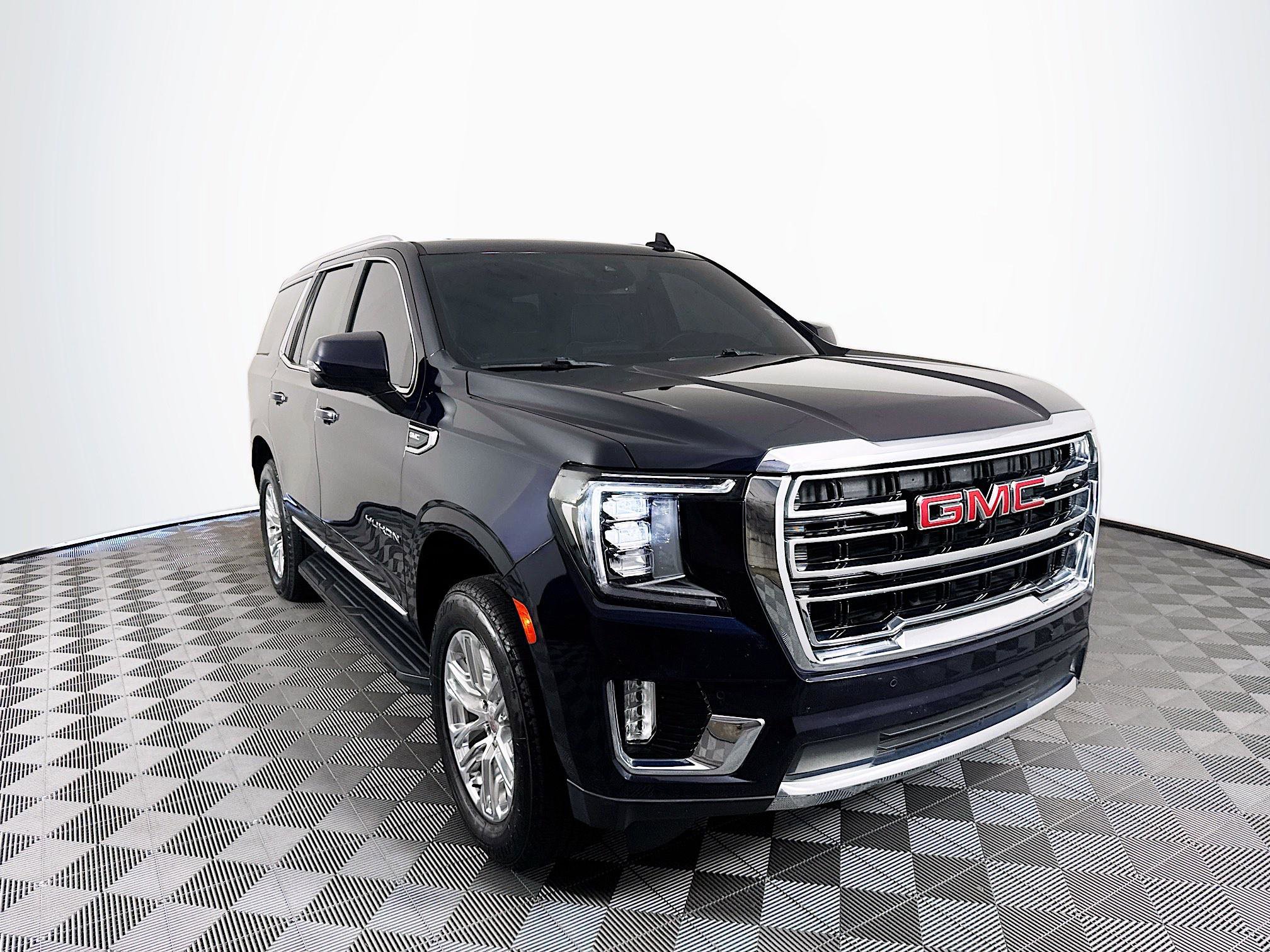 2023 GMC Yukon SLT's photo