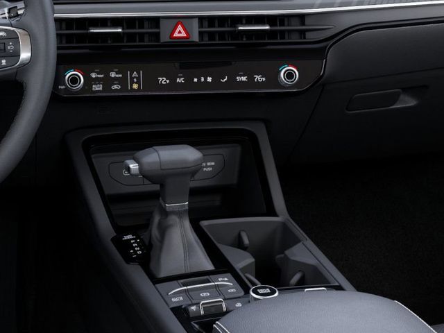 2025 Kia K5 GT-Line photo 20