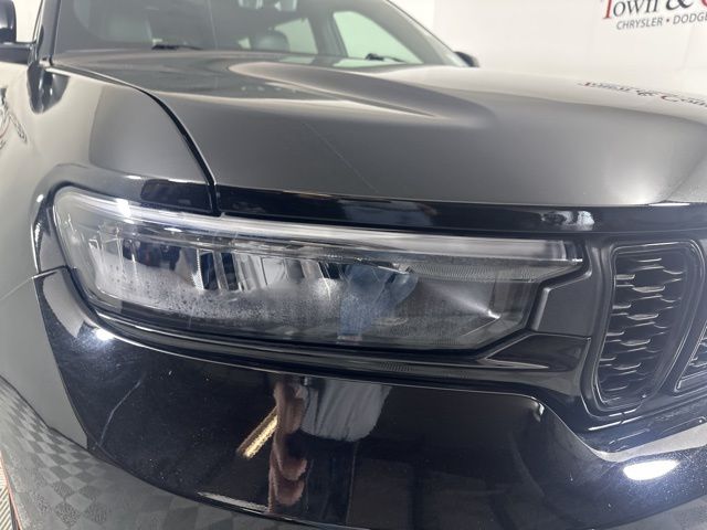 2024 Jeep Grand Cherokee Limited photo 3